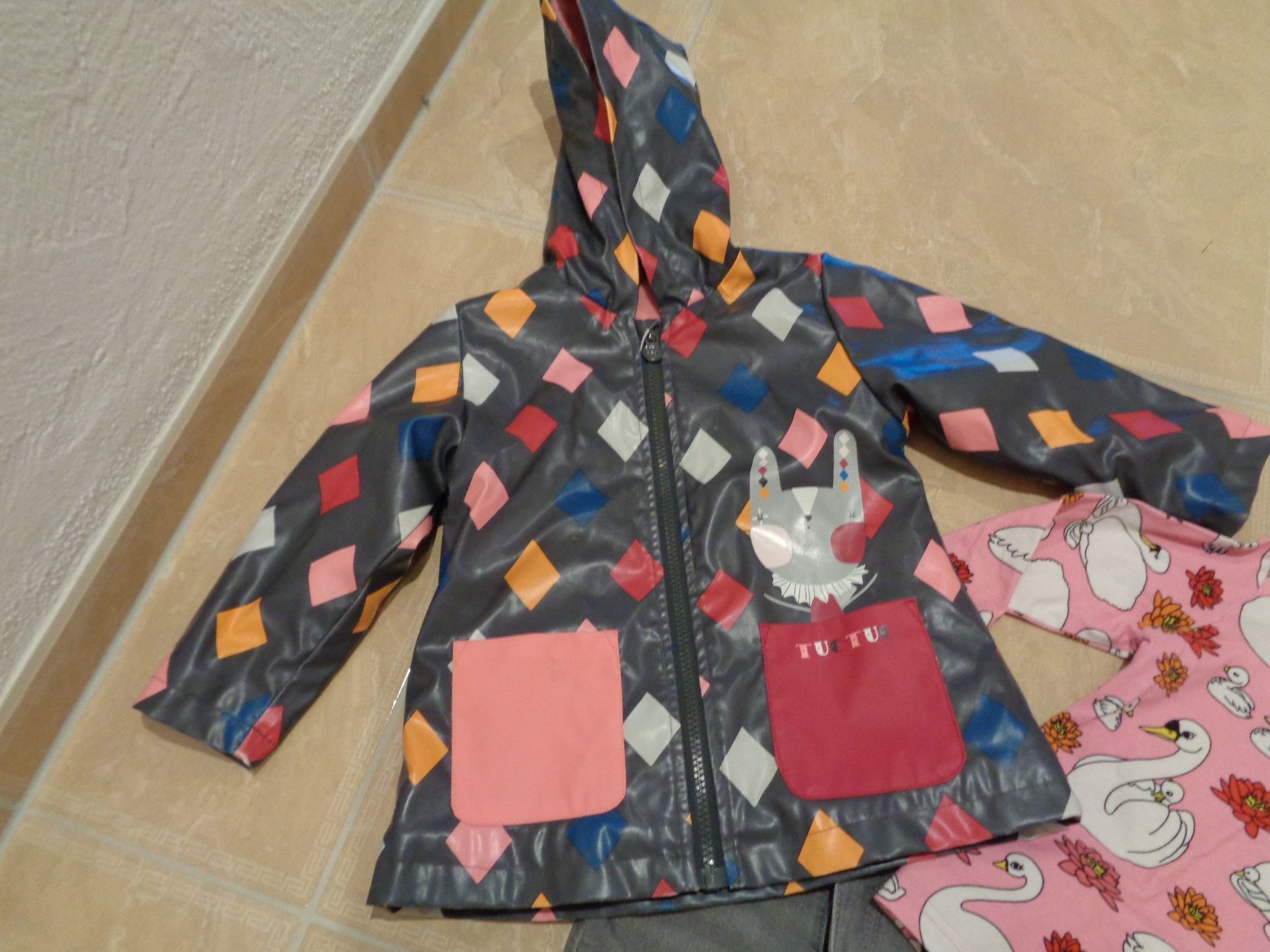 Kleiderpakete & -sets: Kleider Set z T NWT, 2J 92 – Gebraucht aus Klingnau von Markus14 1