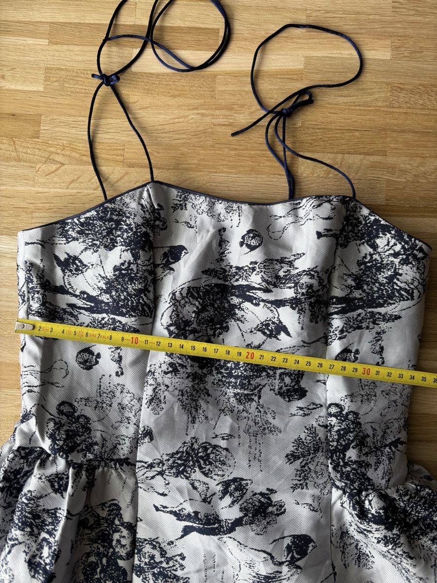 Vestiti: Dress – Usato da Confignon venduto da Second_Hand_Ch 1
