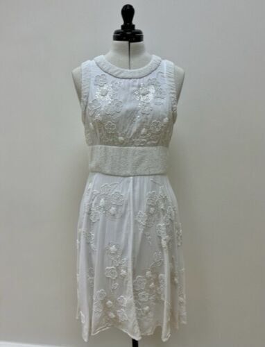 French Connection Kleider: french connection beaded sequinned dress white size M midi – Gebraucht aus Steinhausen von nwe_t8nj 2