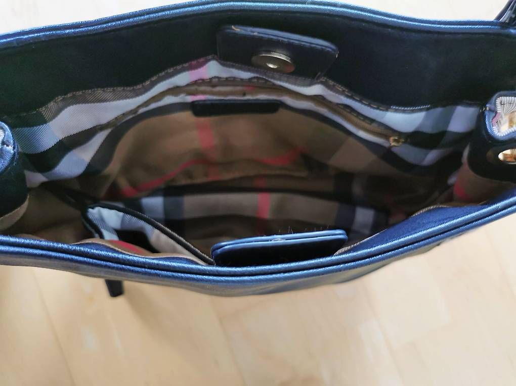 Taschen für Damen: Handtasche  – Neu und originalverpackt aus Lauerz von Power-Angel 3