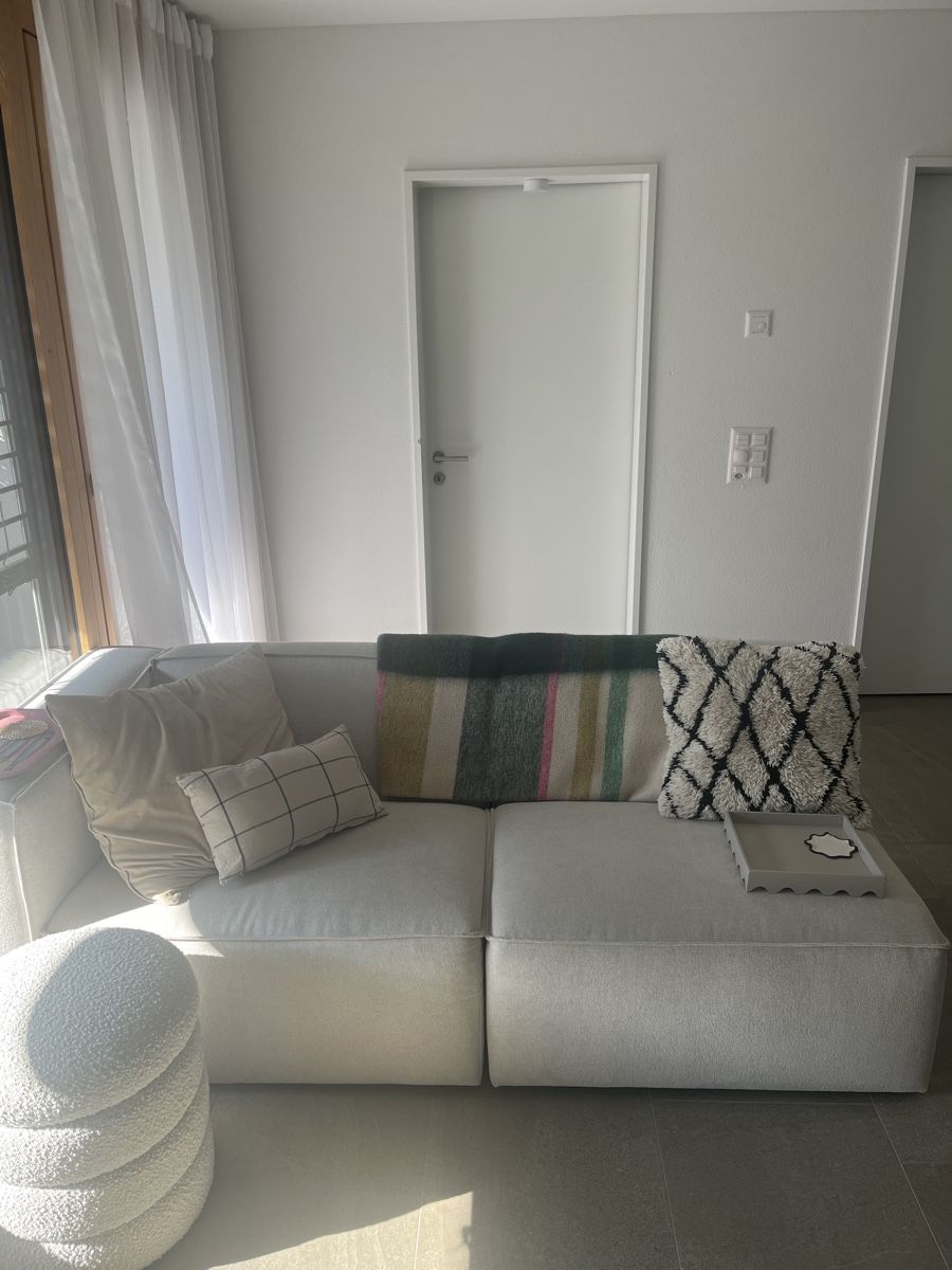 Sofas: Sofa Livique - Model Melon – Gebraucht aus Sevelen von sar_hmx8