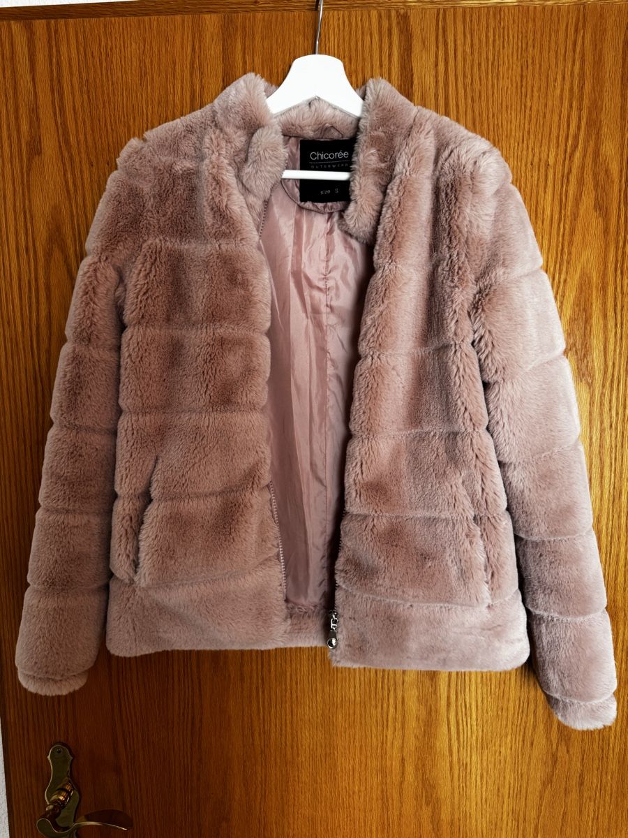 Giacche: Jacke rosa Fellimitat flauschig – Nuovo (secondo la descrizione) da Rebstein venduto da sina1999