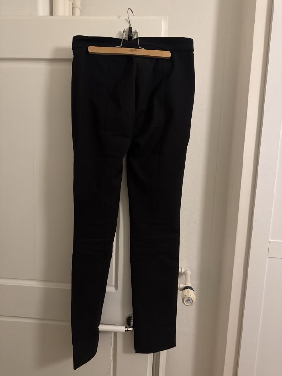 Arket Hosen: Pantalon classique Arket  – Gebraucht aus Zürich von Terra_10 2