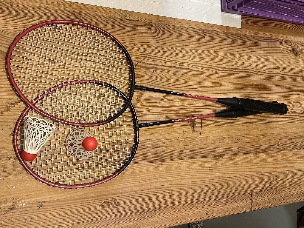 Spiele: Federball Spiel – Gebraucht aus Aeugst am Albis von mia_7p89