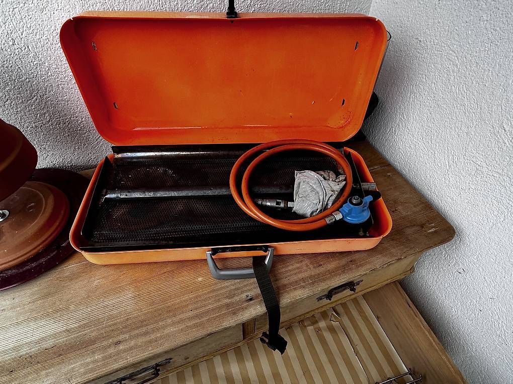 Grills: Gasgrill  – Gebraucht aus Bottenwil von Wikingerbraut 1