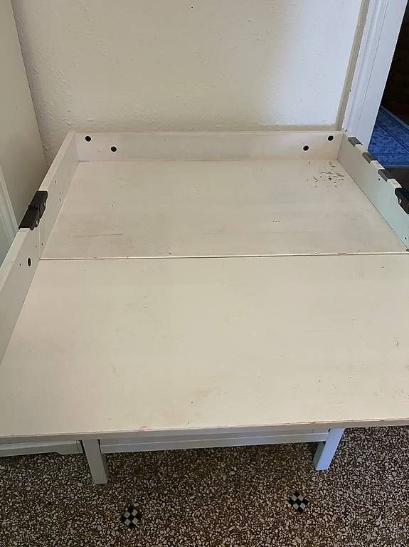 Tables à langer & accessoires: IKEA Wickeltisch – D'occasion à Zürich par Zuerisee17 1