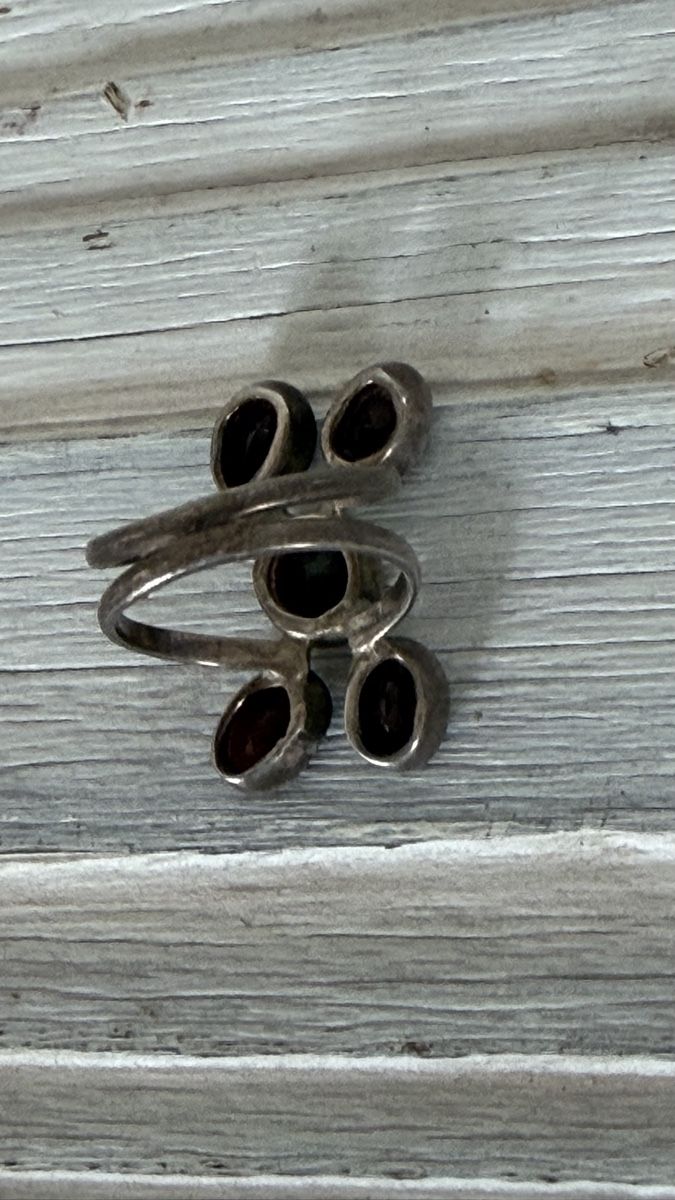 Anelli: Fingerring Ring Silber mit 5 Granaten – Usato da Riedholz venduto da Frettchen63 3