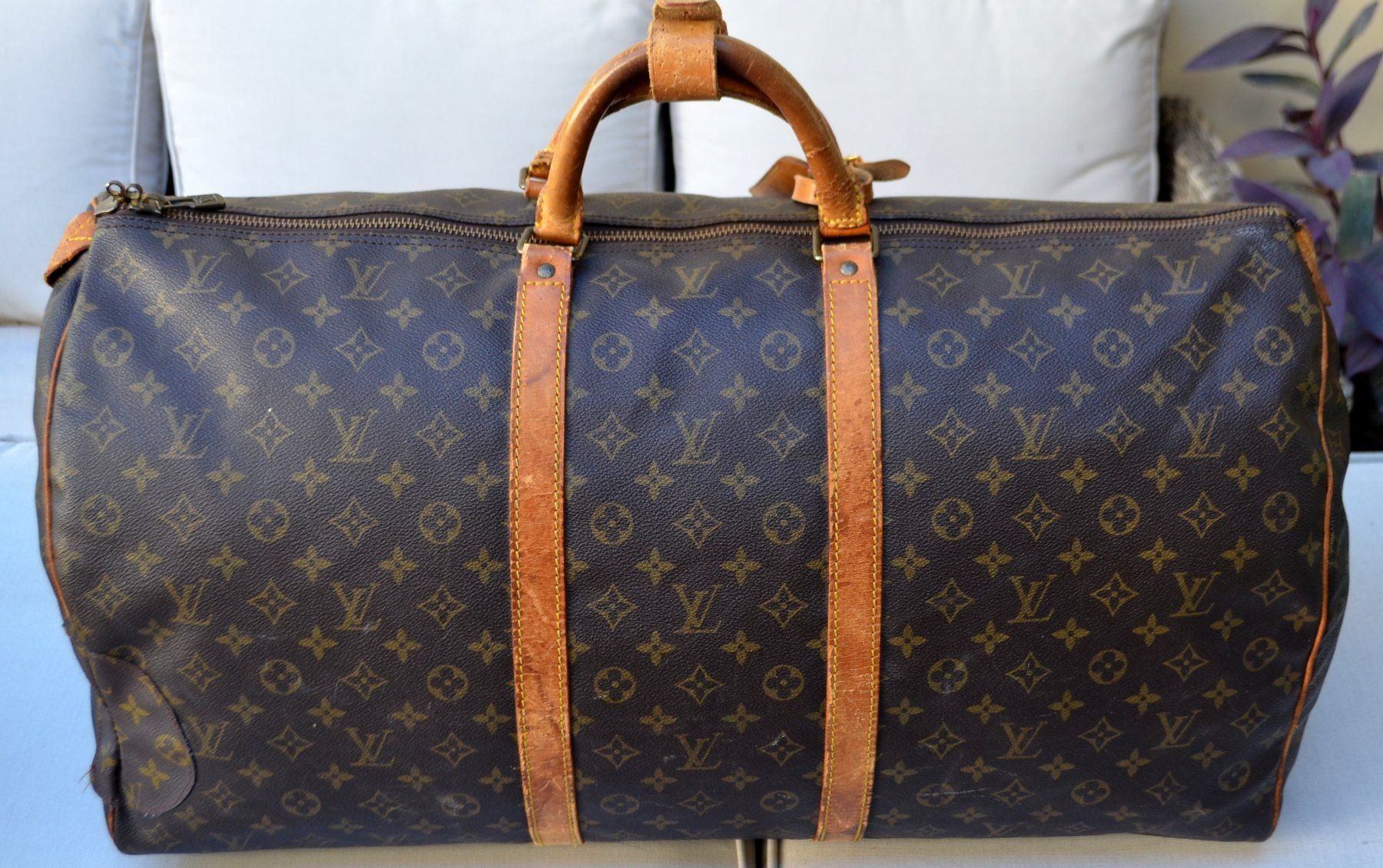 Louis Vuitton Taschen: Louis Vuitton Keepall 60 Monogram – Defekt aus Collonges von Auganien 2