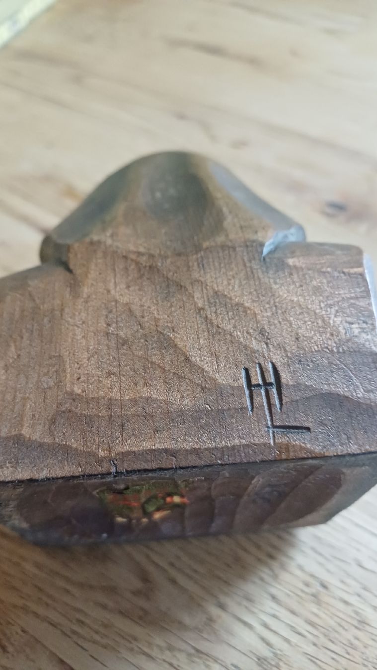Statuette: Handgeschnitzte Frauenfigur – Usato da Flawil venduto da Naphtali 8