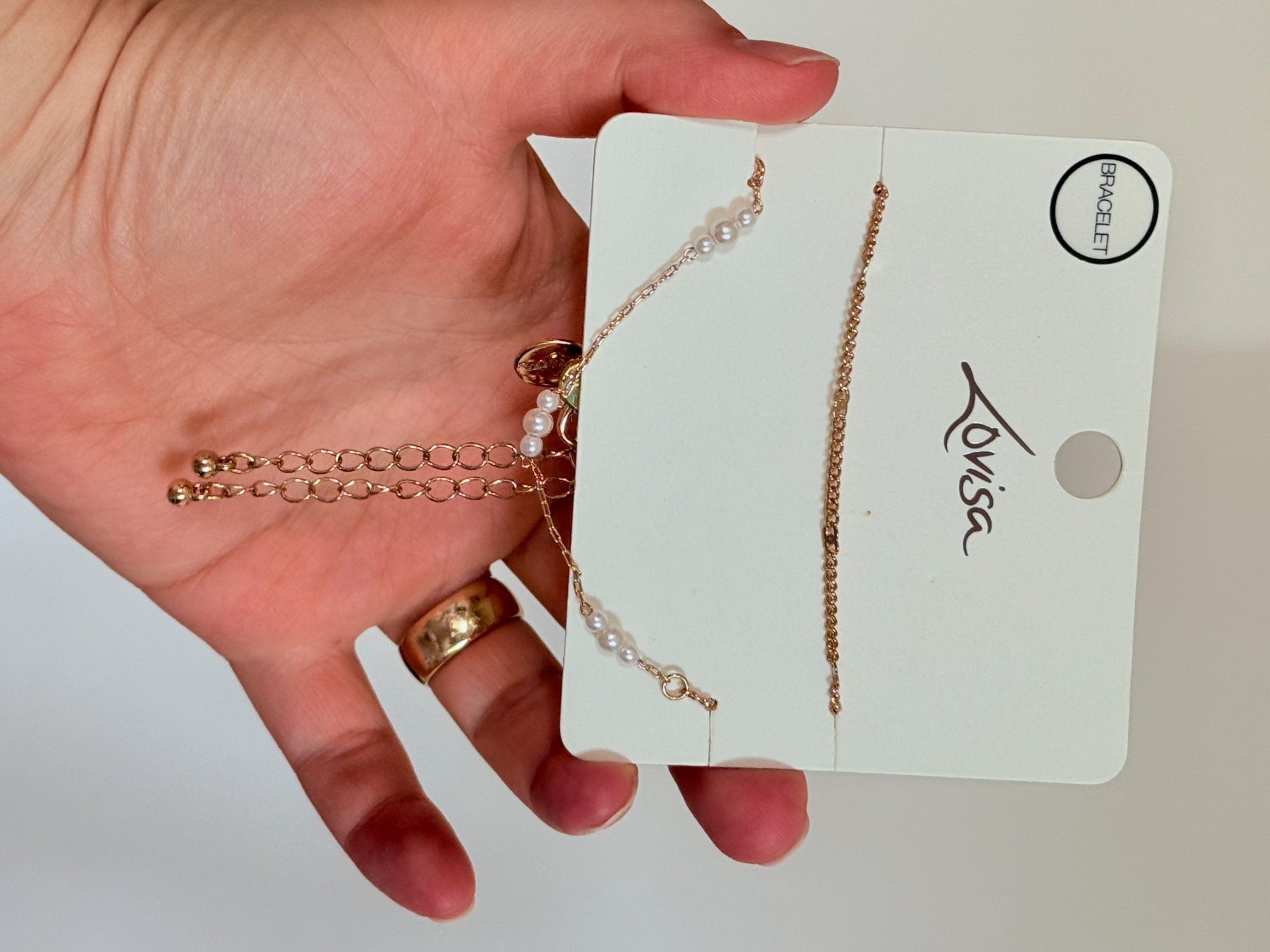 Altri gioielli: Bracelet Lovisa perles et chaînettes neuf – Nuovo e nell'imballaggio originale da Genève venduto da AGBERG 1