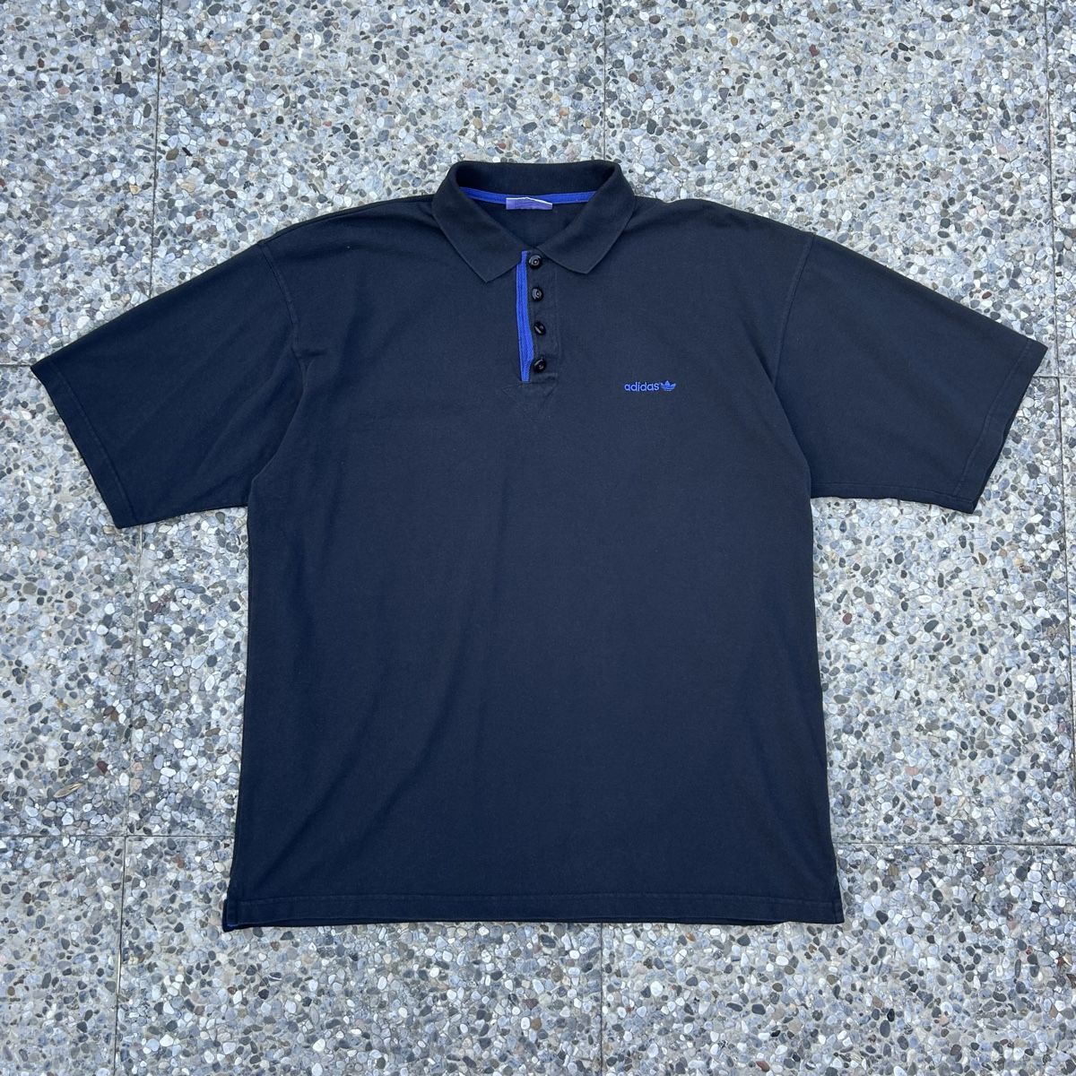 Adidas Magliette Polo: Vintage Adidas poloshirt – Usato da brent venduto da fukusapes