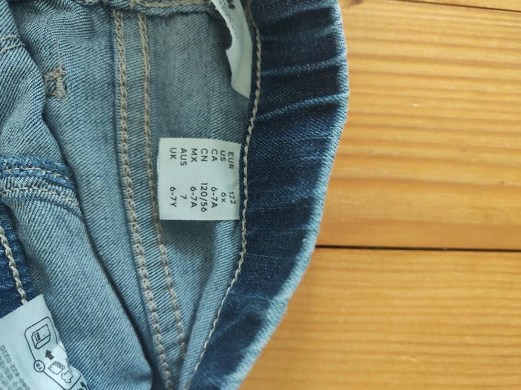 Pantaloni: Jeans Leggings Gr.116 und 122 – Usato da Zürich venduto da aendiiii 1