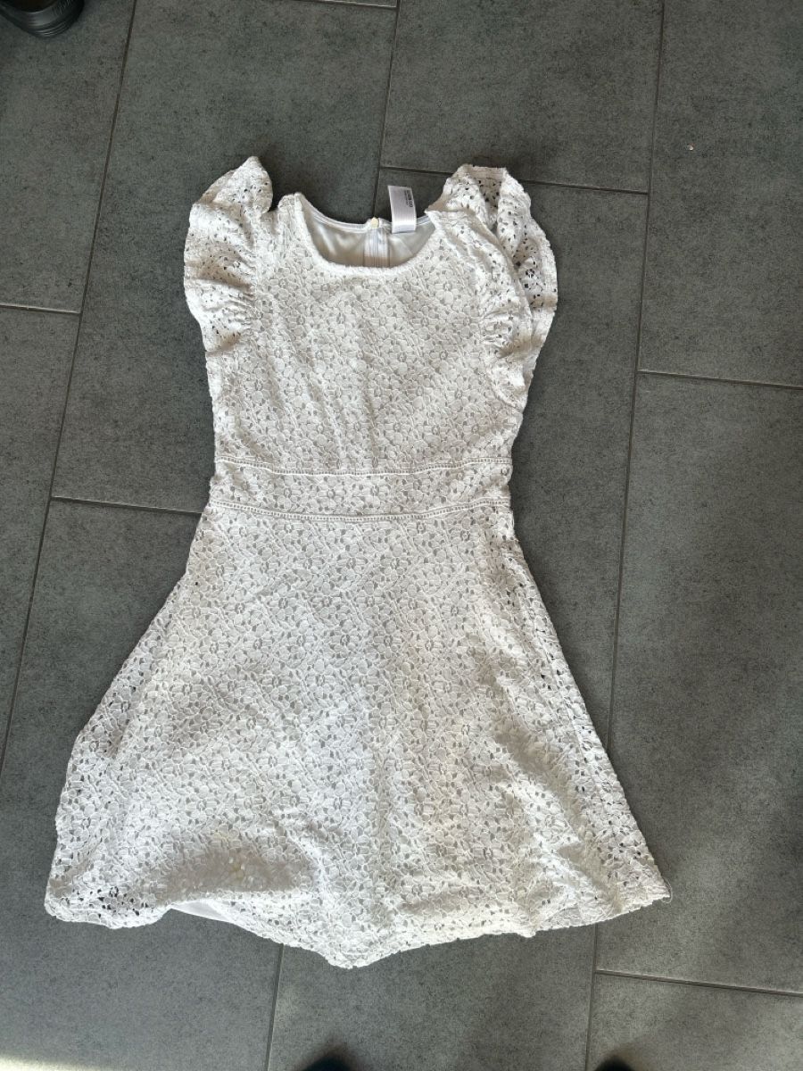 Lotti & Set di vestiti: 9 Teiliges Mädchen, Kleider-Set Gr. XS- S – Usato da Mühledorf SO venduto da Dania77 1