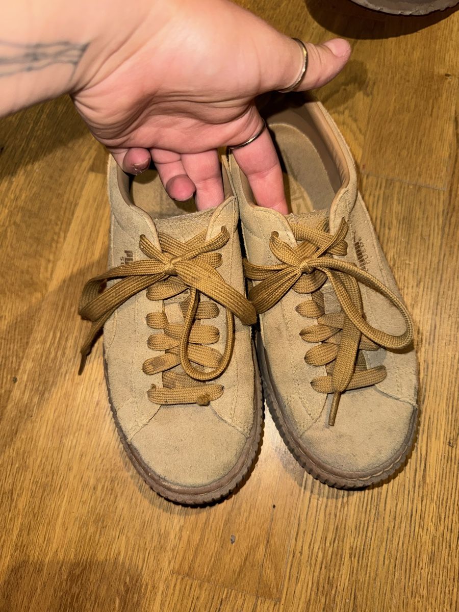 Puma Scarpe da donna: Puma Suede Platform – Grösse 38   – Usato da Rikon im Tösstal venduto da Helloylenia 1