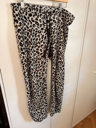 H&M Pyjama Leo-Muster M