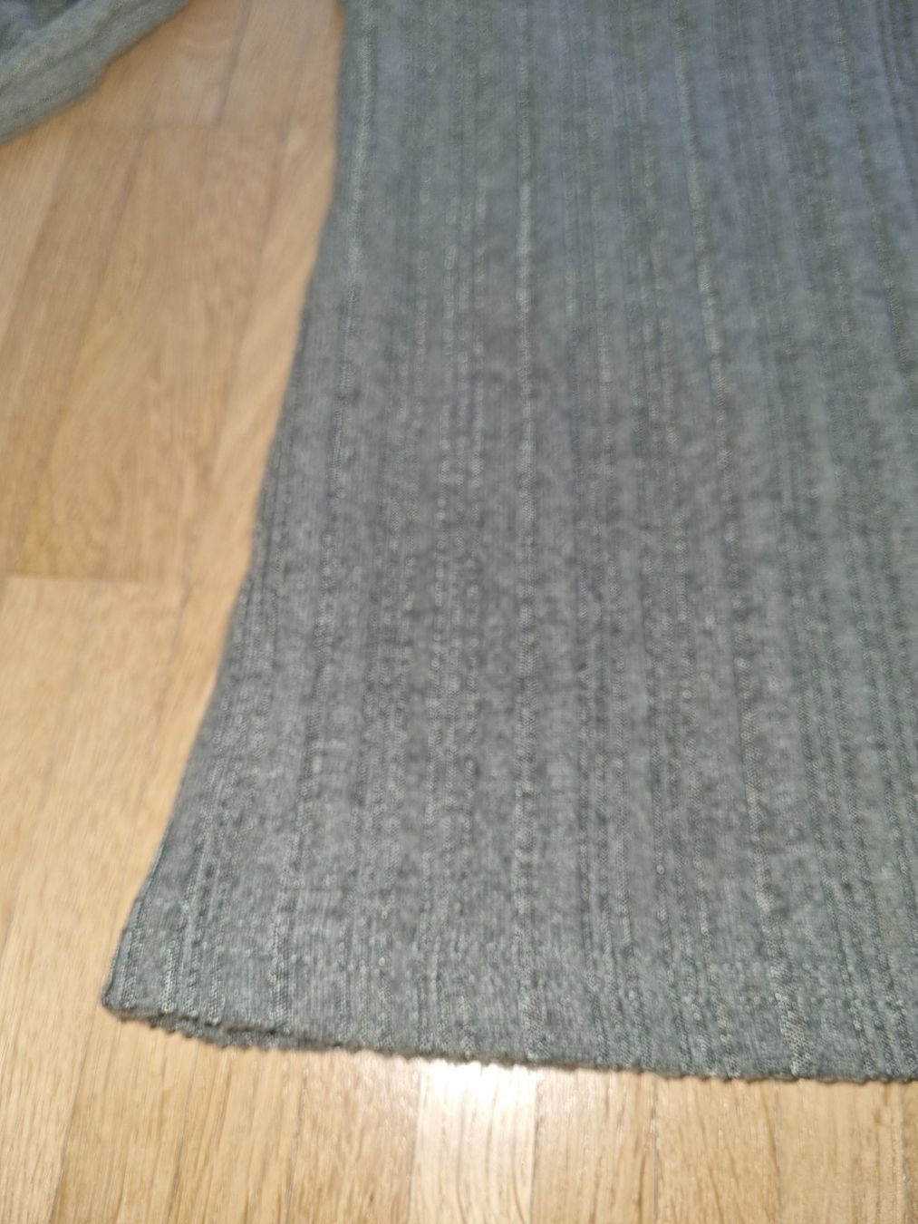 Maglioni & Felpe: V Ausschnitt Pullover Gr. 38/M – Nuovo (secondo la descrizione) da Zofingen venduto da Felpa 2