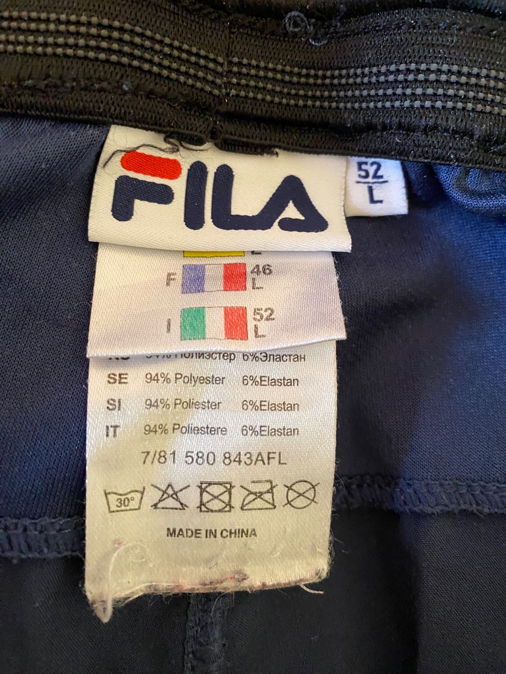 Fila Lotti di vestiti: Fila-Set, Hose und 2 T-Shirts L – Usato da Zürich venduto da Wim-Broccoli 2