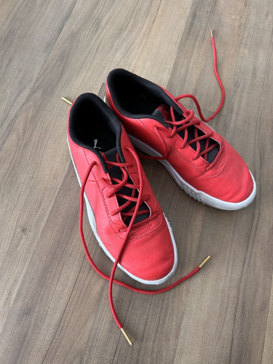 Puma Scarpe per ragazzi: Puma Ferrari Sneaker, Gr.33 – Usato da Breitenbach venduto da Diamondlady 1