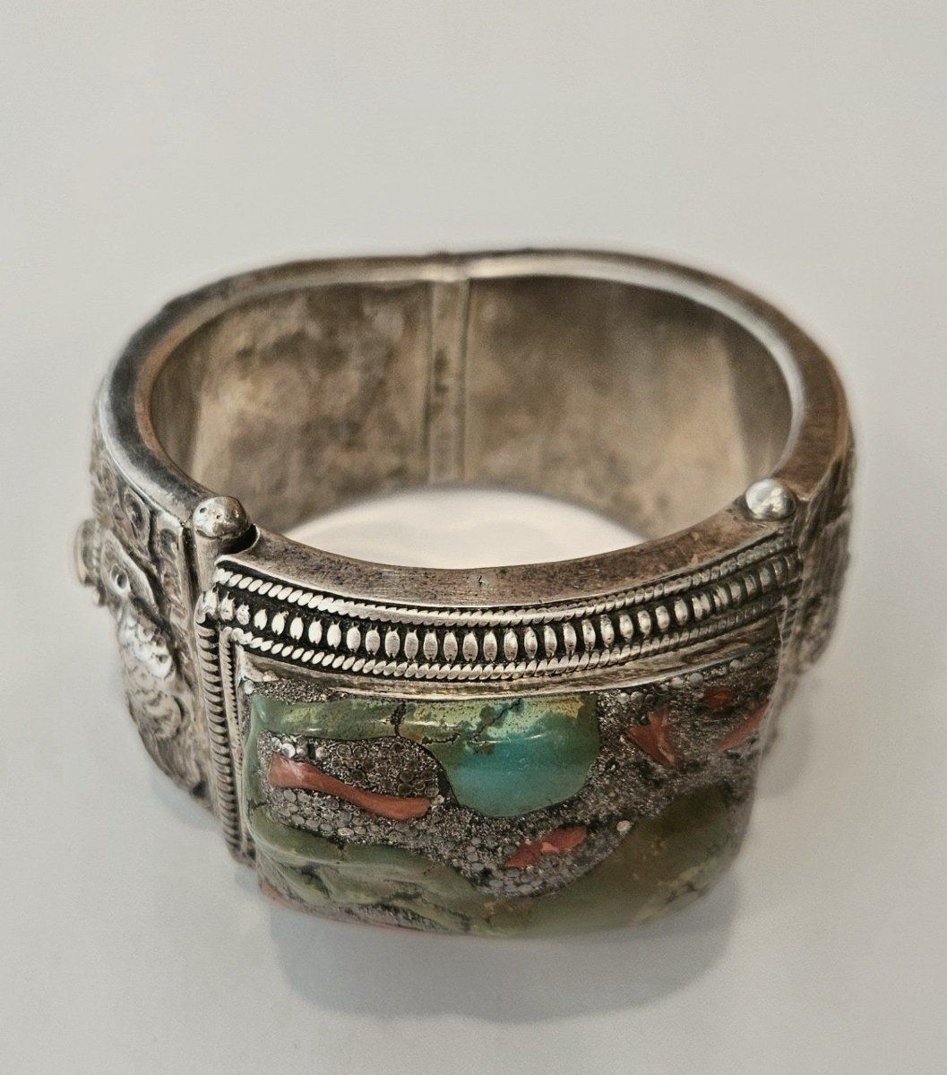 Bracciali & Braccialetti: Großes Silberarmband, Tibet 20. Jh – Usato da Chiasso venduto da Novamarketing 1