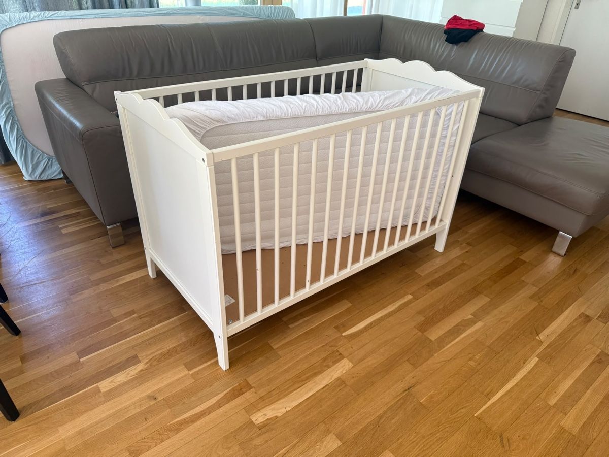 Letti: Babybett, Kinderbett – Usato da Rüfenacht BE venduto da Jean_Vale 1