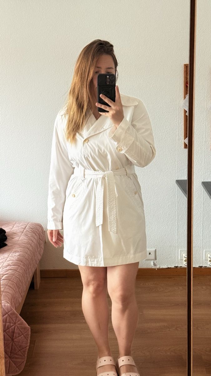 Cappotti: Trench-coat blanc Marc Aurel, taille 36 – Usato da Delemont venduto da ann_ftj8