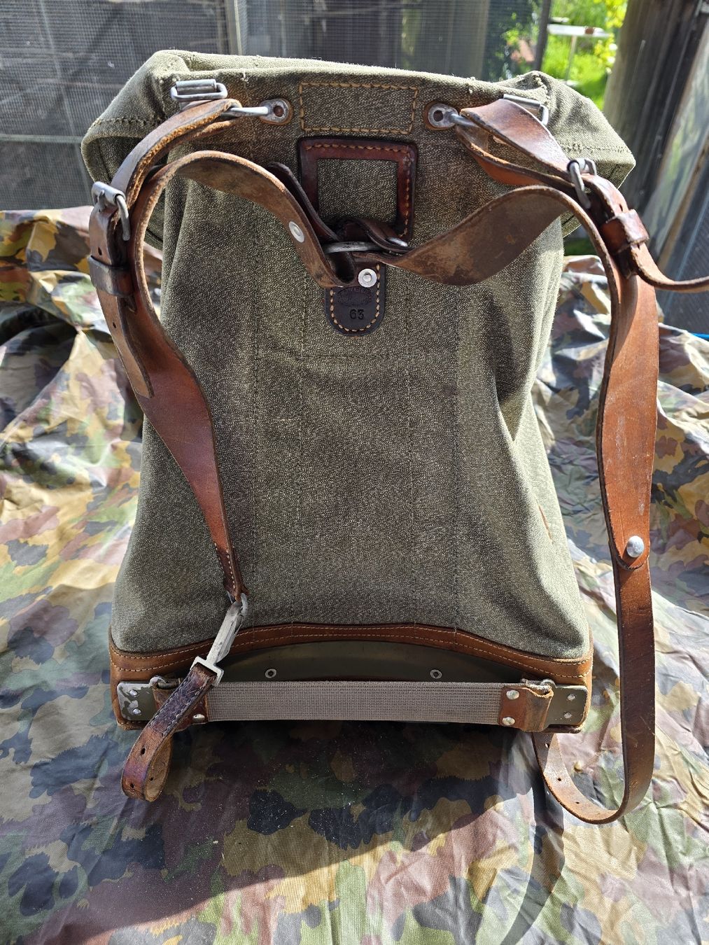 Schweizer Armee Zaini: Militärrucksack 1965 – Usato da Burgistein venduto da maia13 1
