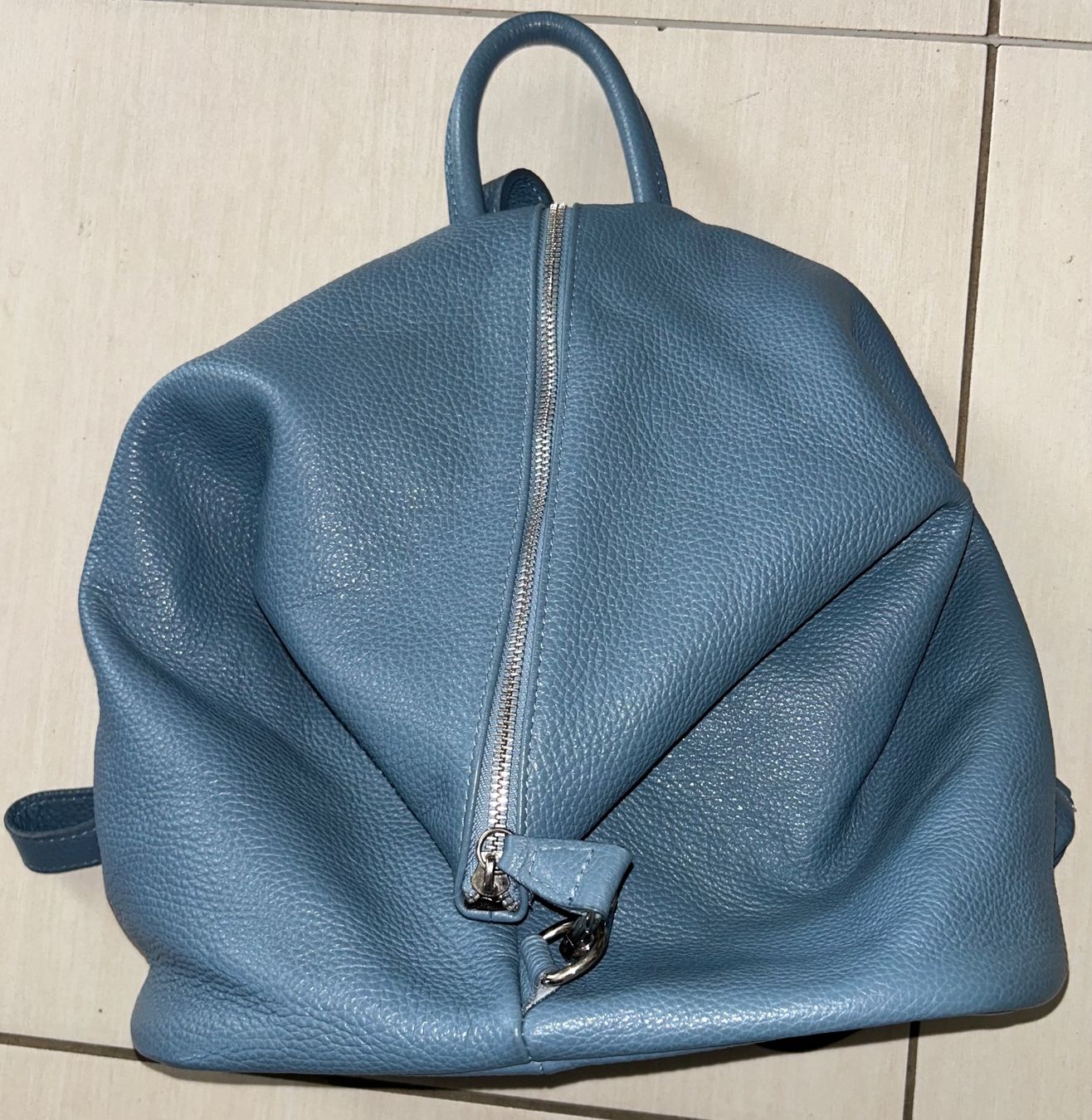 Rucksäcke: Lederrucksack – Gebraucht aus Sevelen von Glueckstreffer.62