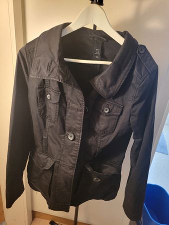 H&M Jacke schwarz Baumwolle Grösse M guter Zustand