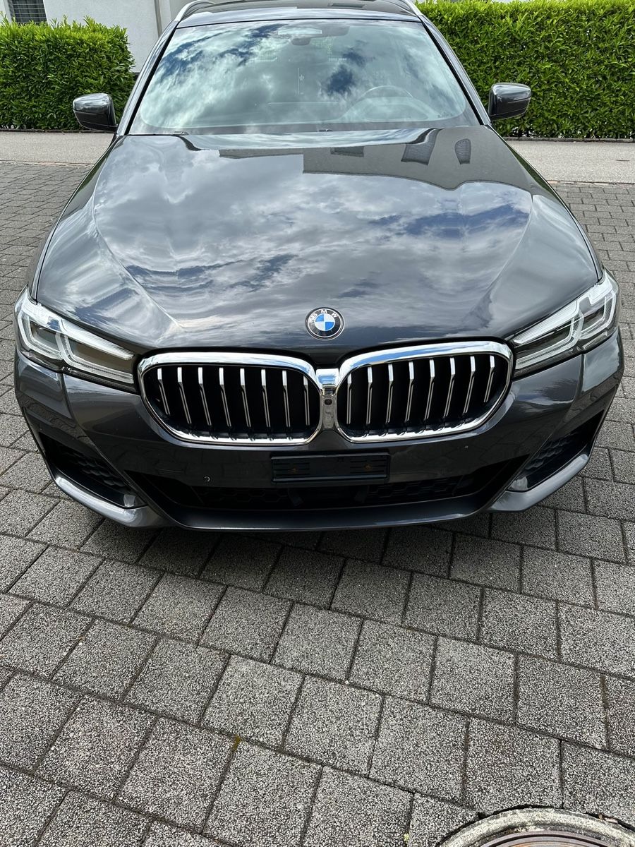 BMW Automobili: BMW 530d xDrive 2021 – Usato da Sarmenstorf venduto da Lestz