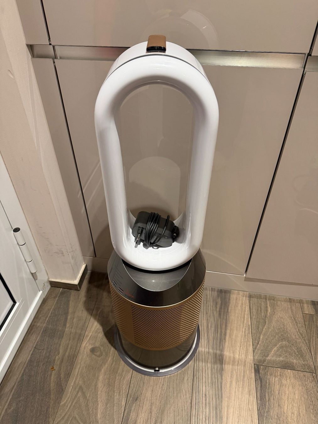 Luftreiniger: DYSON PH04 Purifier Humidify + Cool Formaldehyde (81 m2) – Gebraucht aus Horgen von Auction-Kings 2
