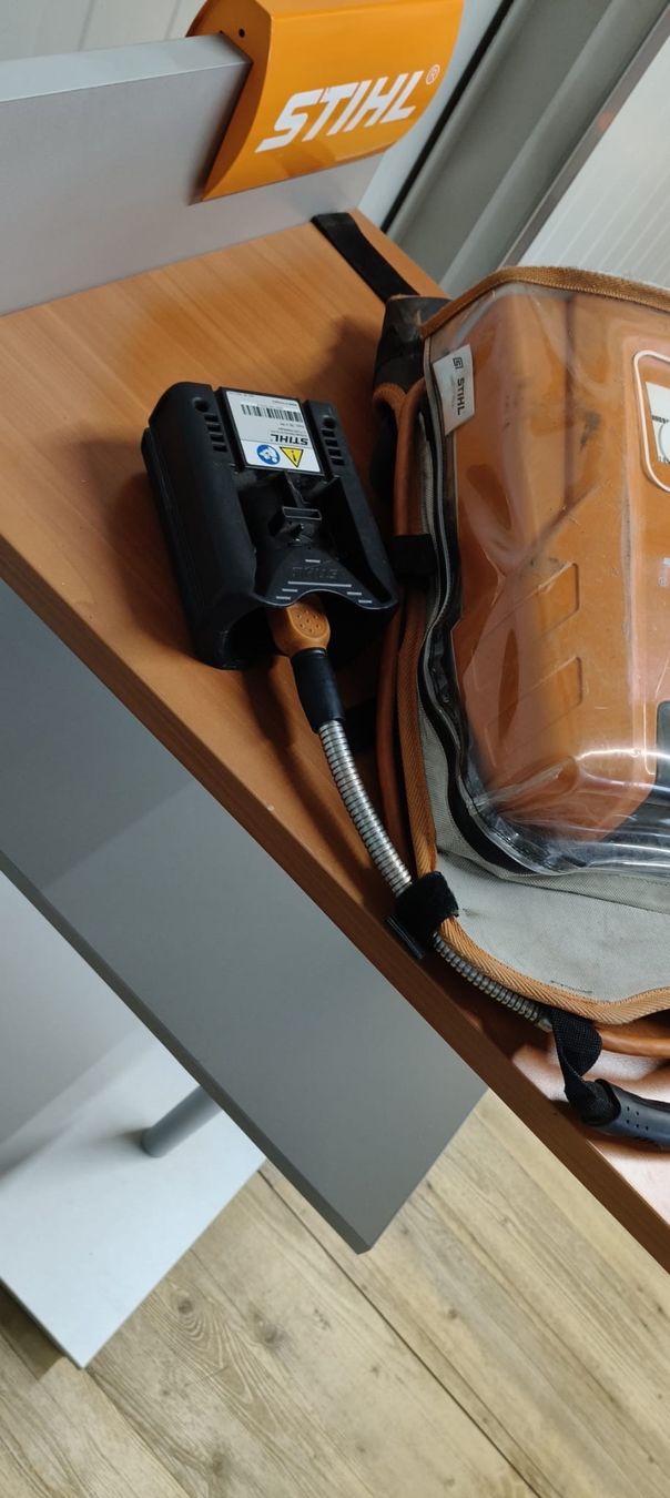 Caricatori & Batterie: AR3000 Stihl rückentragbare Batterie – Usato da Sutz venduto da Shop_LehmannGT 1
