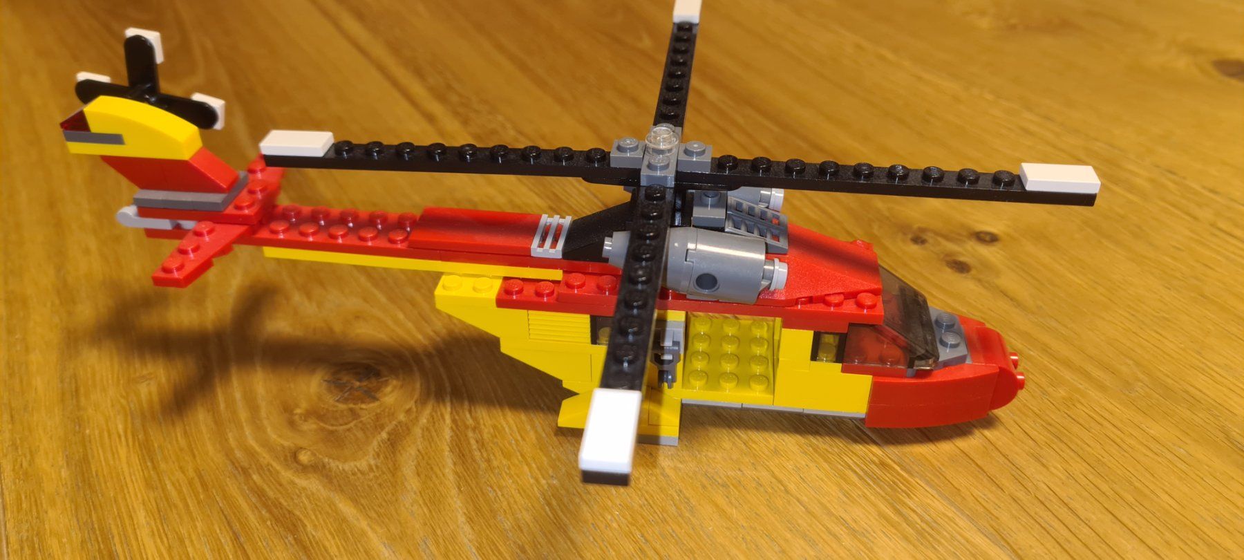 Lego Spielzeuge: Lego Hubschrauber 5866 - Creator Rotor Rescue – Gebraucht aus Windisch von mawa667