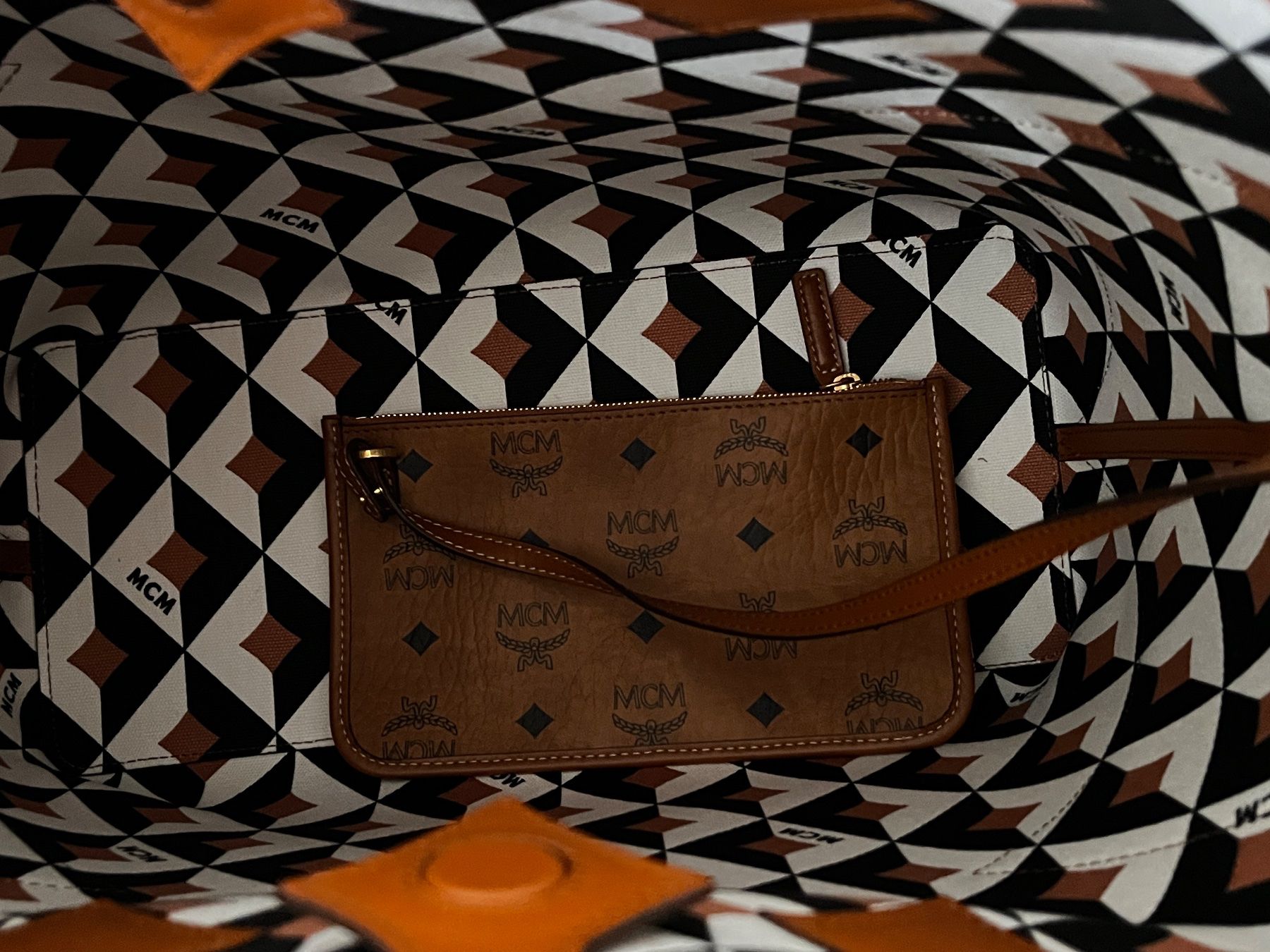 Mcm Borse: MCM Large Dia Shopper – Nuovo e nell'imballaggio originale da Zürich venduto da azu_d5k8 3