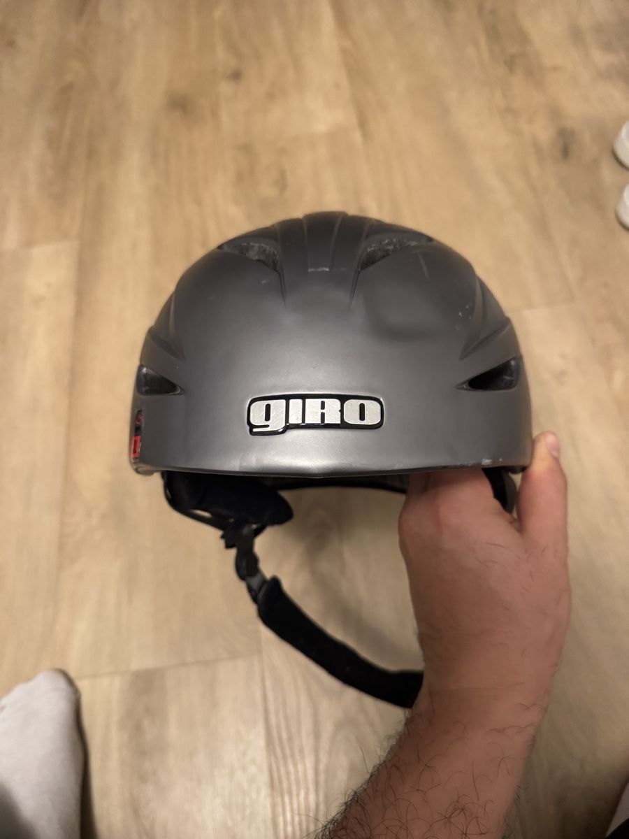 Giro Helme: Giro Skihelm – Gebraucht aus Basel von tibet07 2