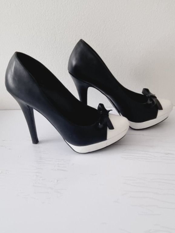Graceland Scarpe da donna: Woman heel shoes – Nuovo (secondo la descrizione) da Mendrisio venduto da ann_d9pf 5