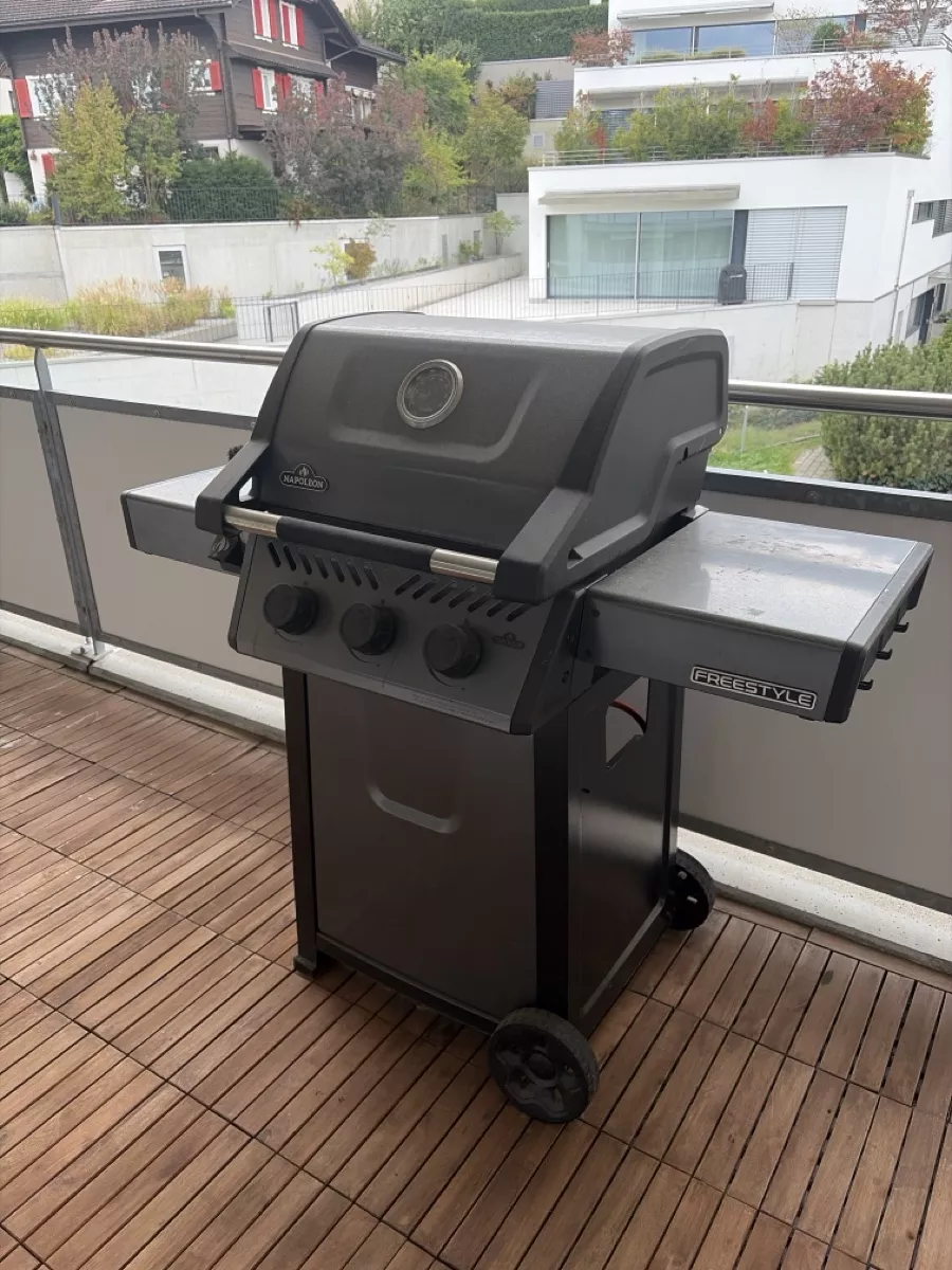 Griglie: Gasgrill – Usato da Wollerau venduto da Tho_n9hq