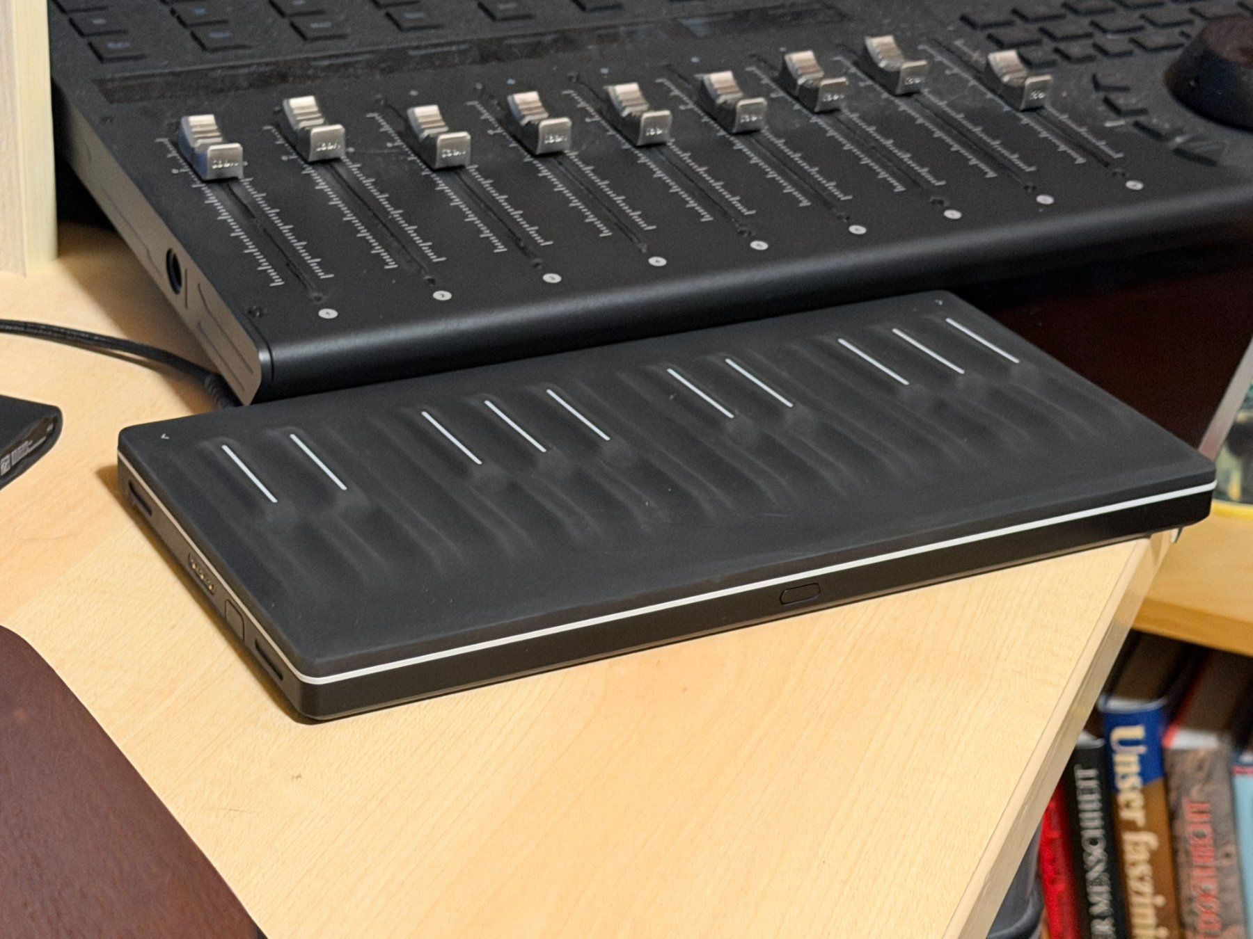 Roli Strumenti musicali: ROLI Seaboard Block M – MPE MIDI Keyboard / Controller – Usato da Olten venduto da antonio.troia 1