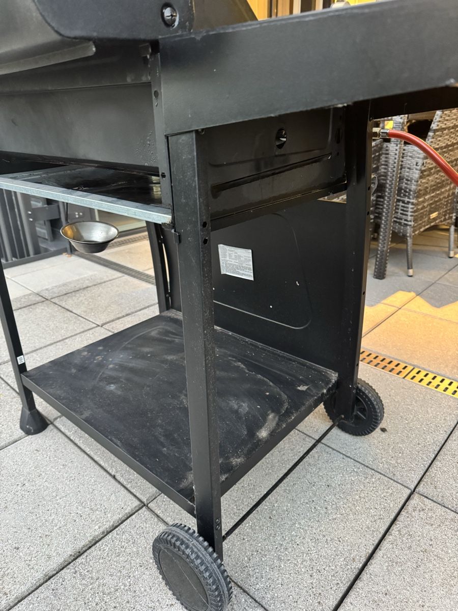 Griglie: Gas grill Ihnen – Usato da Zürich venduto da sta_hr9h 1