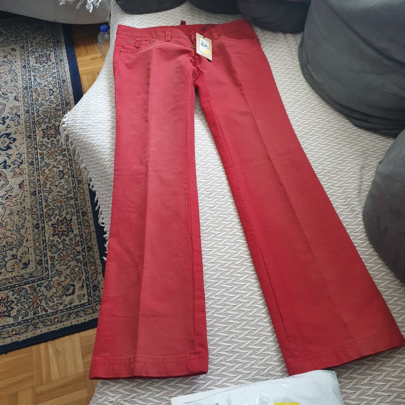 Dsquared2 Jeans: Dsquared rote Jeans Gr. Ital. 44 – Neuf (Voir description) à Frenkendorf par Moon111