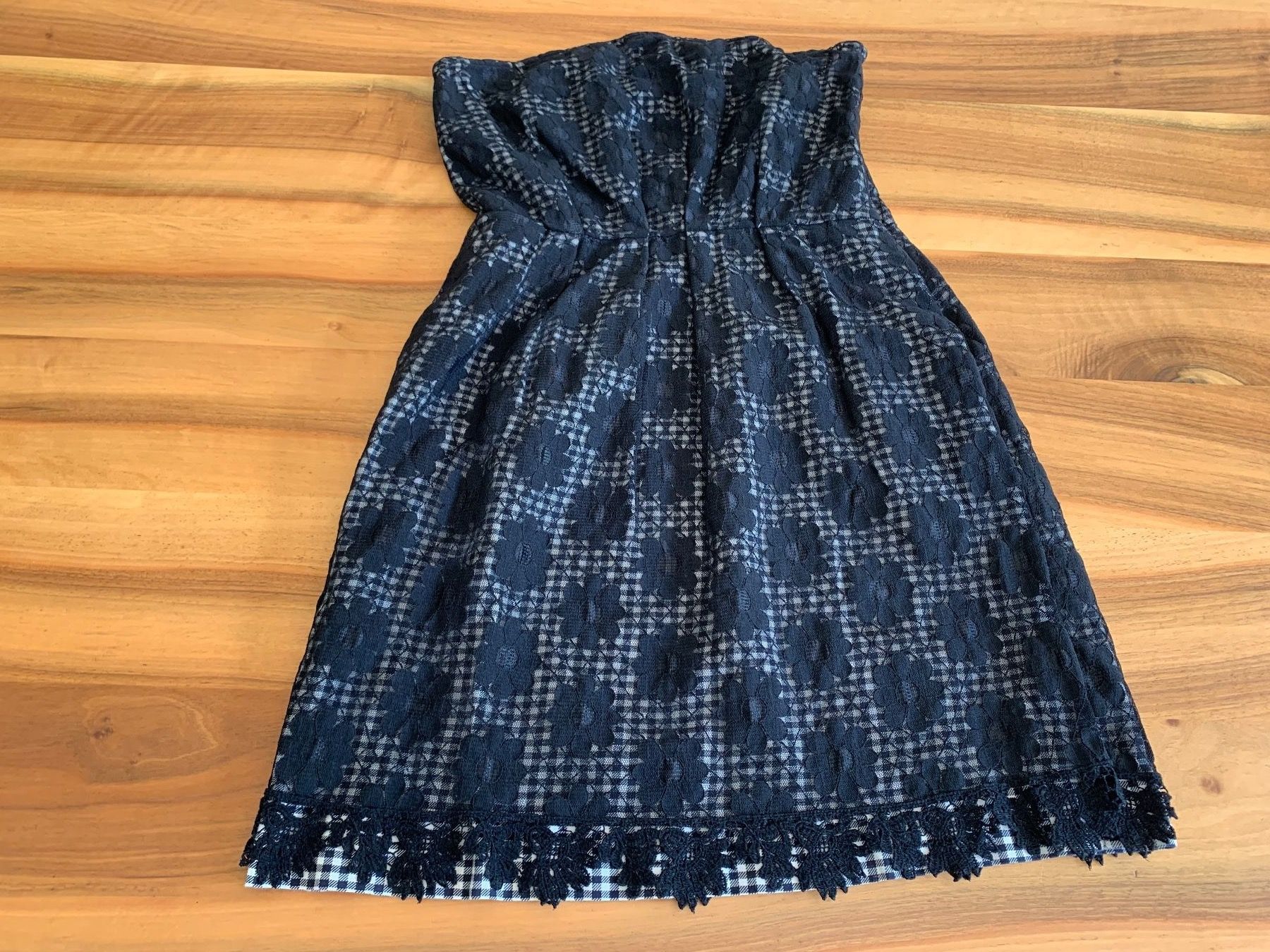 Chloé Vestiti: SEE by Chloé Bustierkleid trägerlos Gr. 40 – Nuovo (secondo la descrizione) da Meiringen venduto da snahhanssnah