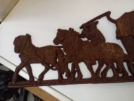 Pferd mit Kutsche Schild Stahlguss Rost