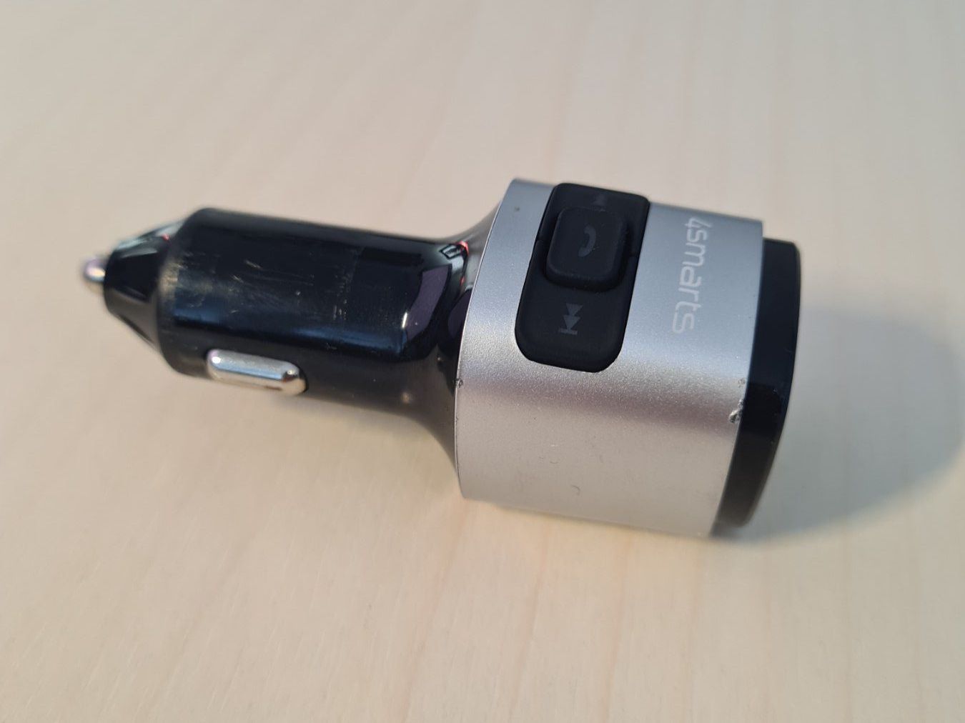 Laufwerke & Adapter: 4smarts Bluetooth FM Transmitter – Gebraucht aus Stäfa von nic_sieber 4