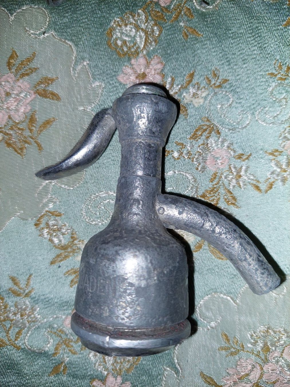 Bottiglie: Verschlüsse zu Sifonflasche – Usato da Siblingen venduto da rantiques 1