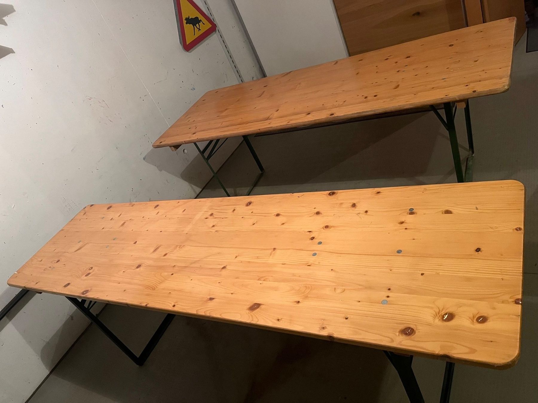 Set di tavolo e panche: Festbank- Garnituren – Usato da Titterten venduto da ClaudiaF80Suter 3