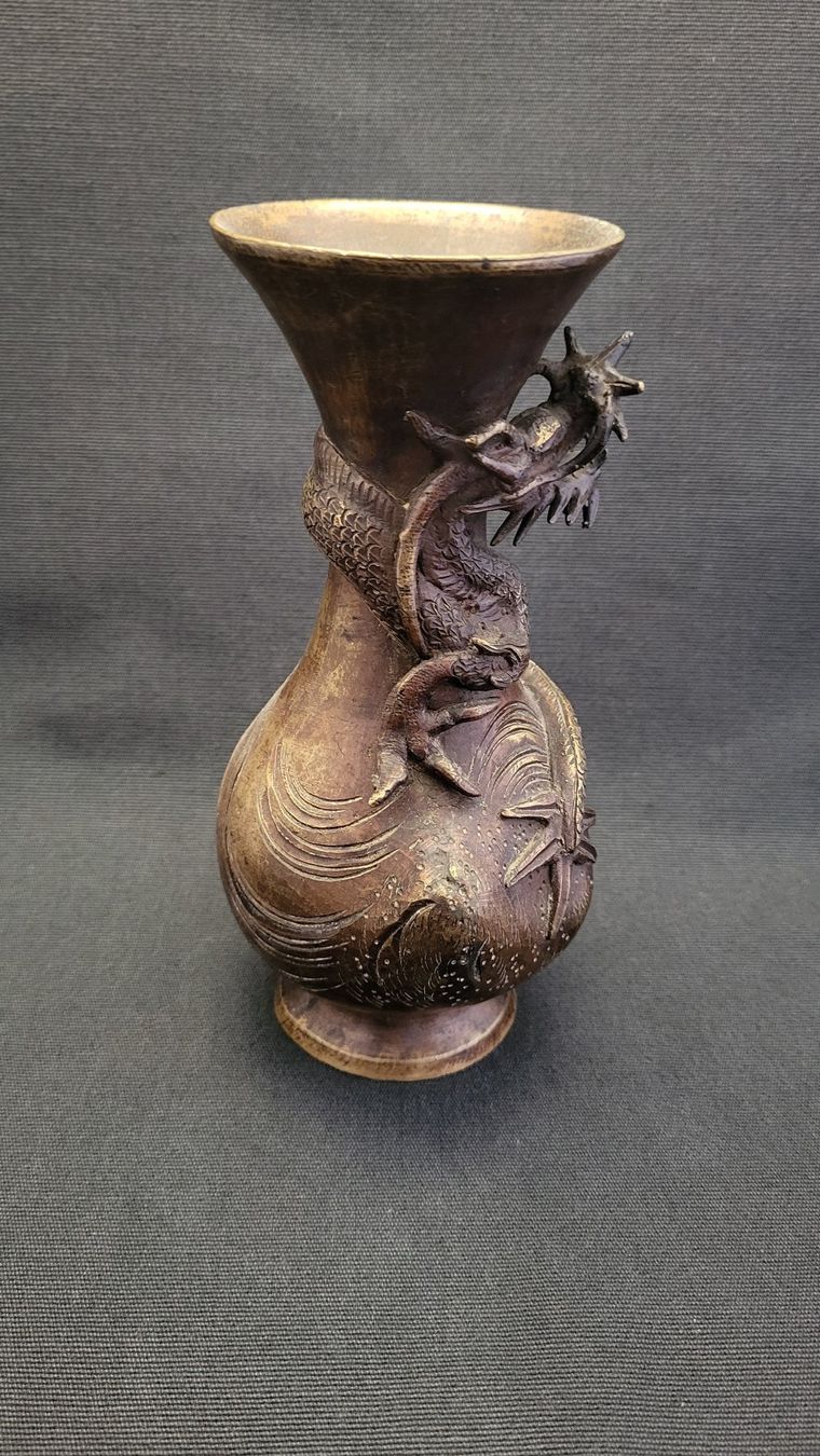 Vase & Récipients: Drachen-Vase Bronze – D'occasion à Basel par spinne02 2