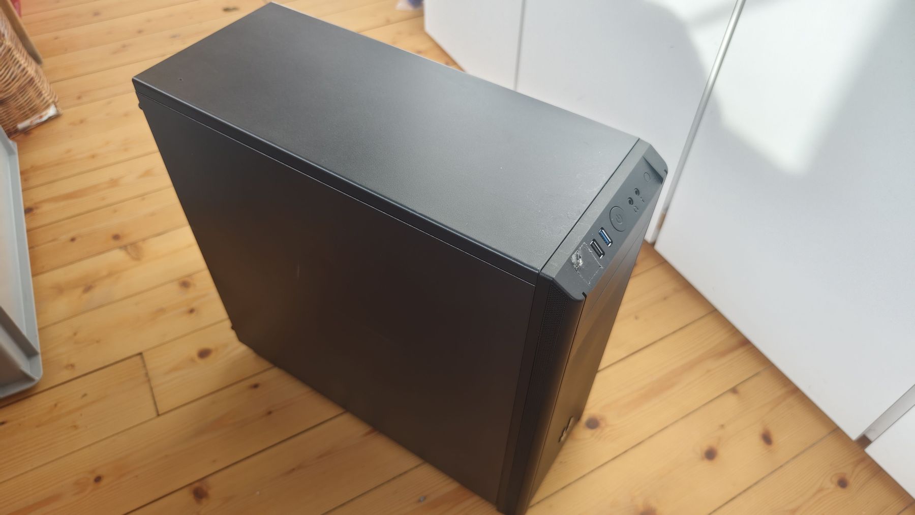 Corsair Custodie: Bitfenix Nova Kingmod, Gedämmtes PC-Gehäuse – Usato da Jona venduto da Kapuzinermoench