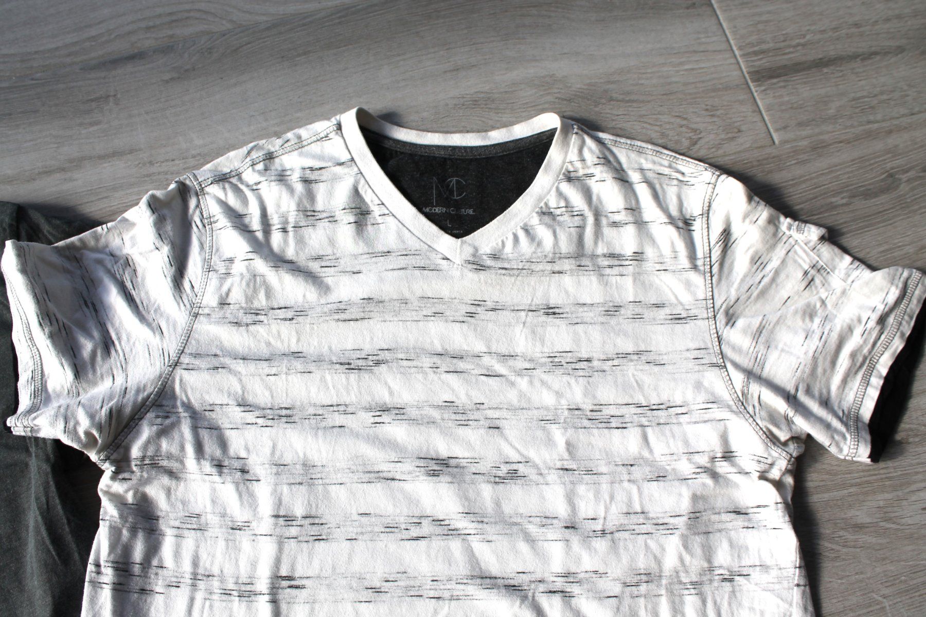 T-Shirts: Lot de 3 T-Shirts L – Gebraucht aus Chez-le-Bart von jasse 2