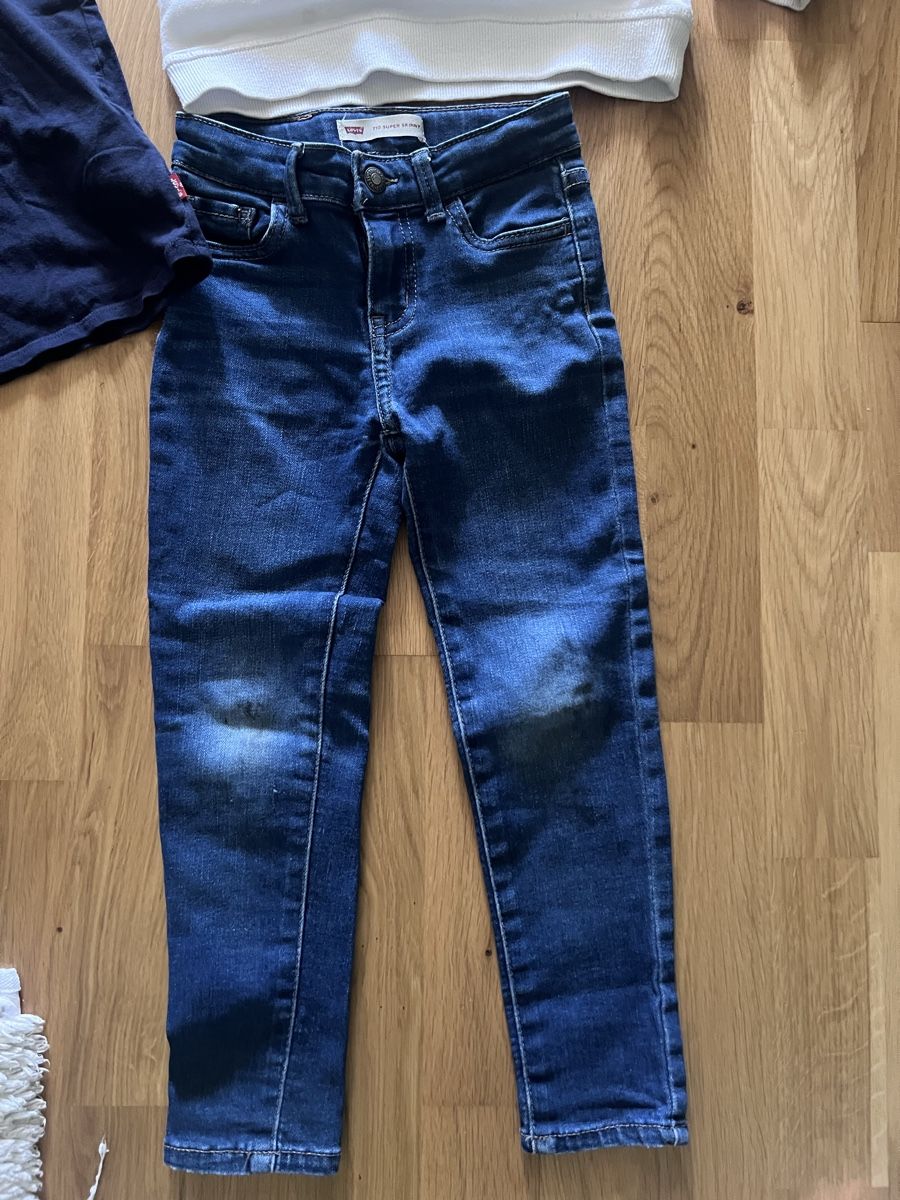 Levi's Lotti & Set di vestiti: Levi's Set, Gr. 110/116, Jeans + Shirt + Pullover top! – Usato da Schlieren venduto da SB_LO 4