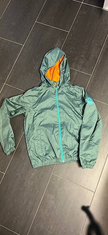 Decathlon Giacche: Regenjacke Quechua – Usato da Zell  ZH venduto da sweety052