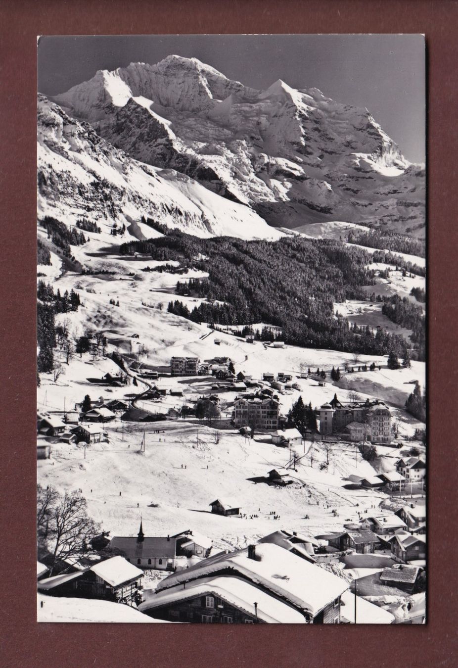 Cartoline postali: WENGEN - Jungfrau - 1966 – Usato da Pully venduto da nicecards